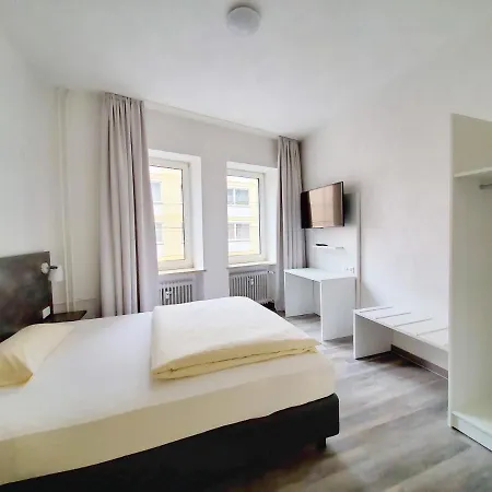 Апартаменти Zimmervermietung Sanderstrasse *